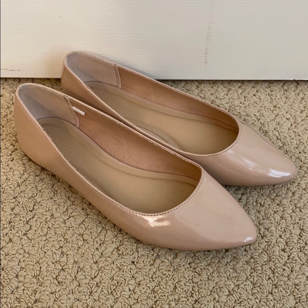 Ballet flats